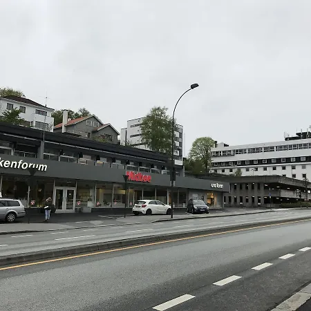 Centrum Box Hotel